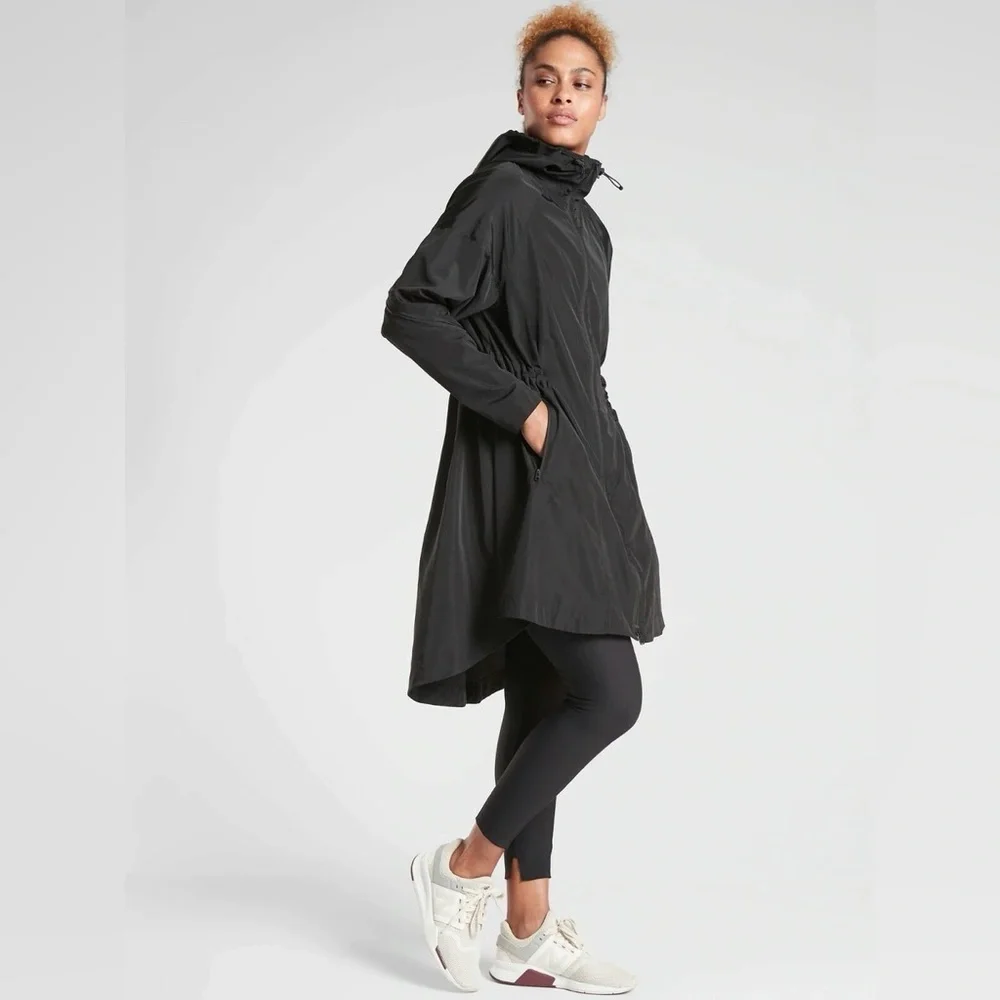 Athleta Solar Wind & Rain Anorak Jacket, Grey/Silver SIZE MT